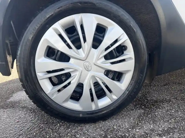Toyota Aygo 1.0 vvt-i 72 dynamic — photo 9