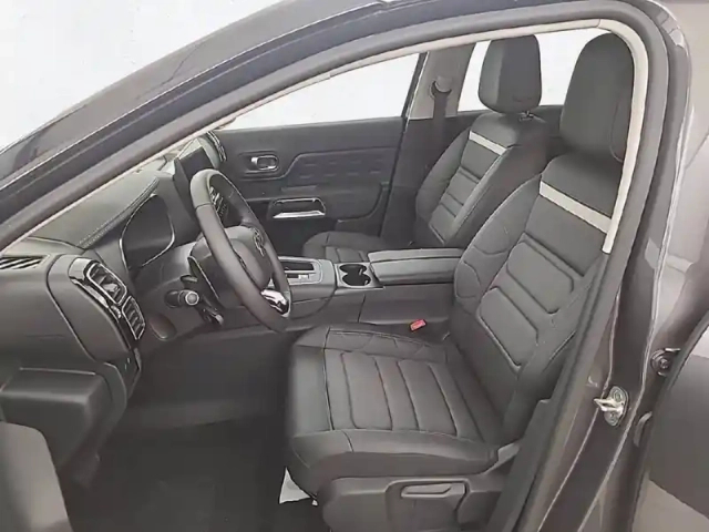 Citroën C5 Aircross hybride 145 e-dcs6 — photo 11