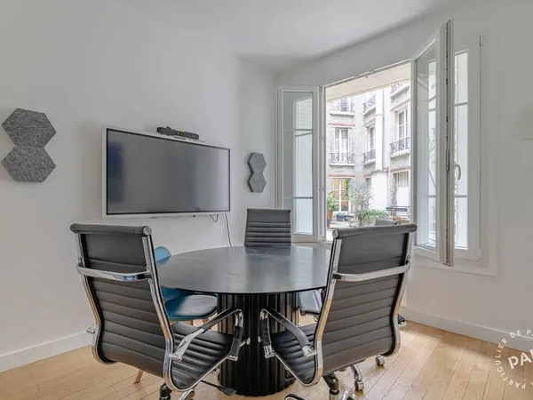 Local professionnel 54 m²