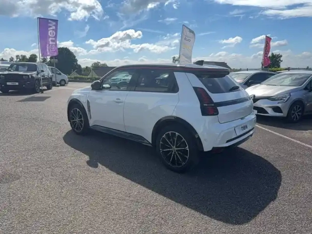 Renault 5 renault  e-tech electrique 10 ch autonomie confort — photo 23
