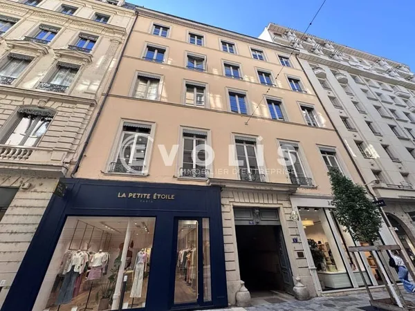 Bureau 232 m²