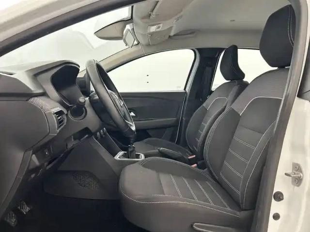 Dacia Sandero sce 65 - 22 — photo 30