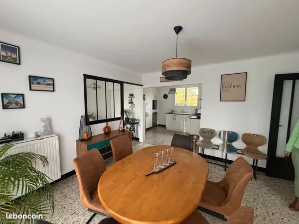 Maison 3 chambres 100m2 climatisée