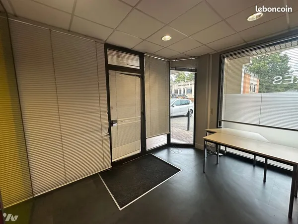 Local d'Activités 80 m² ANNONAY