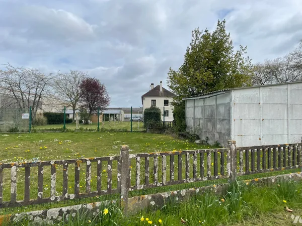 Terrain 662 m²