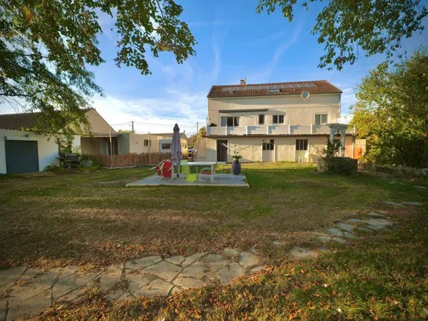 Maison 7 pièces 180 m²