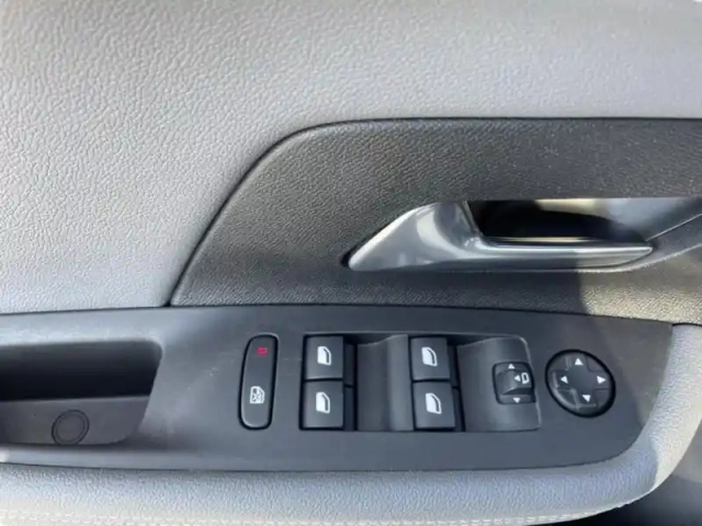 Opel Mokka -e 136ch elegance — photo 11