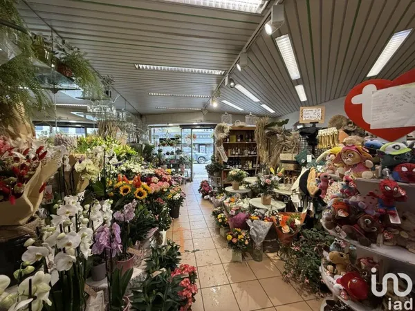 Fonds de commerce 80 m²