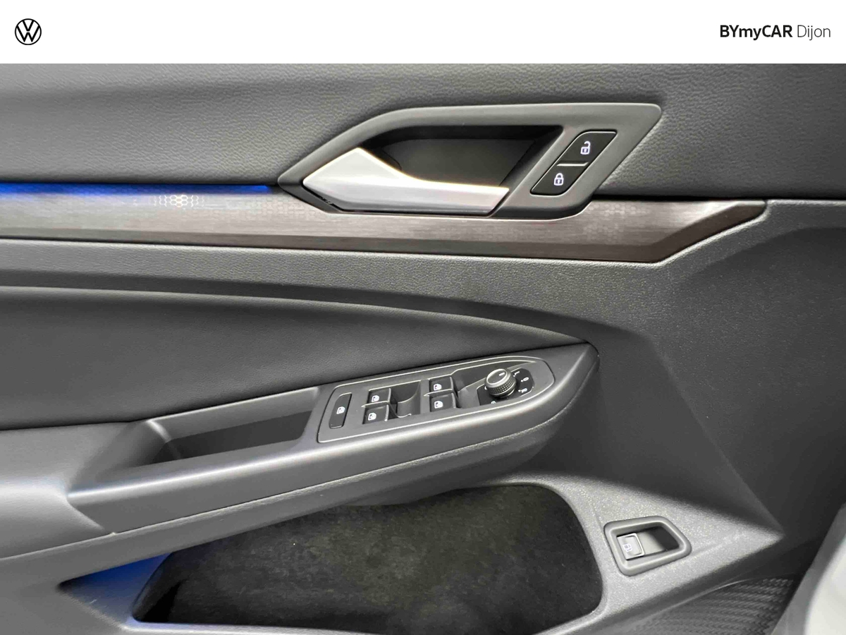 Volkswagen Golf 1.4 Hybrid Rechargeable OPF 245 DSG6 — photo 17