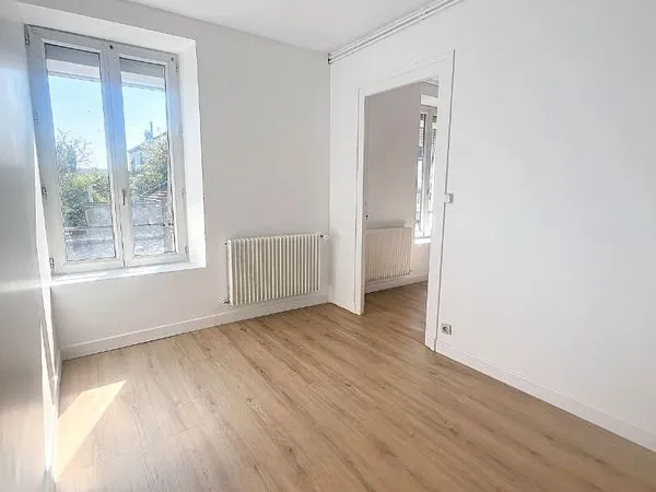 Studio 1 pièce 29 m²