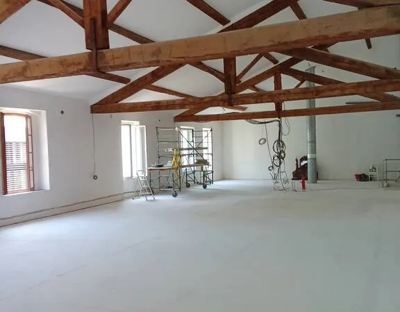Local commercial 480 m²