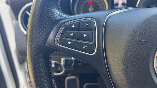 Mercedes Classe GLA 180 CDi 109 7G-DCT - Sensation – 2016 – 152947 km – Diesel – Boîte Automatique — photo 8