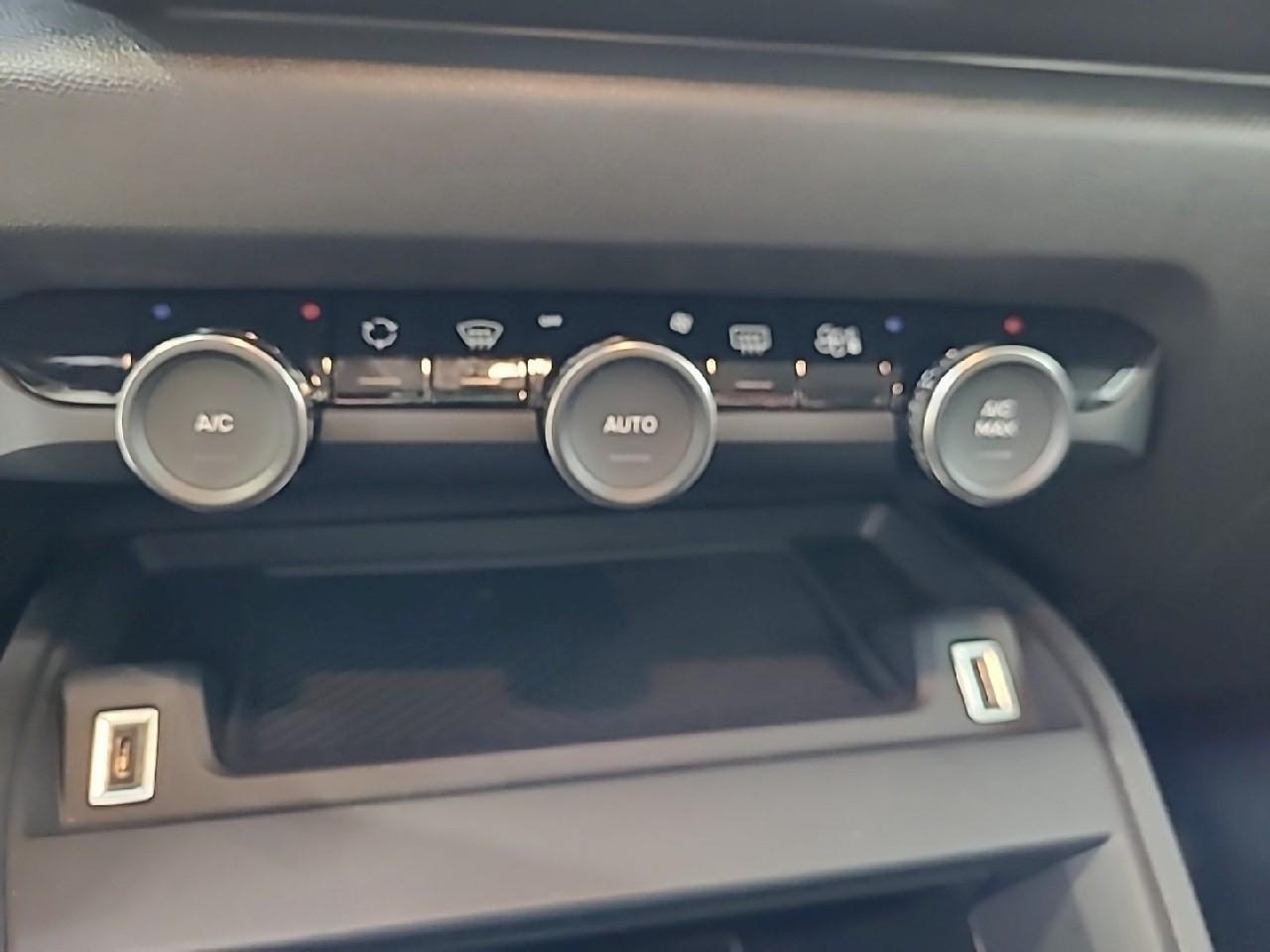 Citroën C4 hybride 100 e-dcs6 you — photo 18