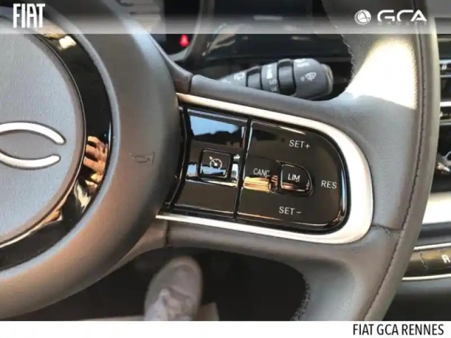 Fiat 500 e 118ch pack confort my23 — photo 10