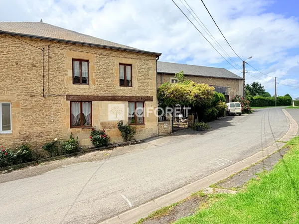 Maison 11 pièces 231 m²