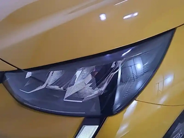 Peugeot 208 puretech 75 s&amp;s bvm5 — photo 16