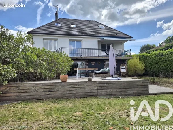 Maison 10 pièces 190 m²