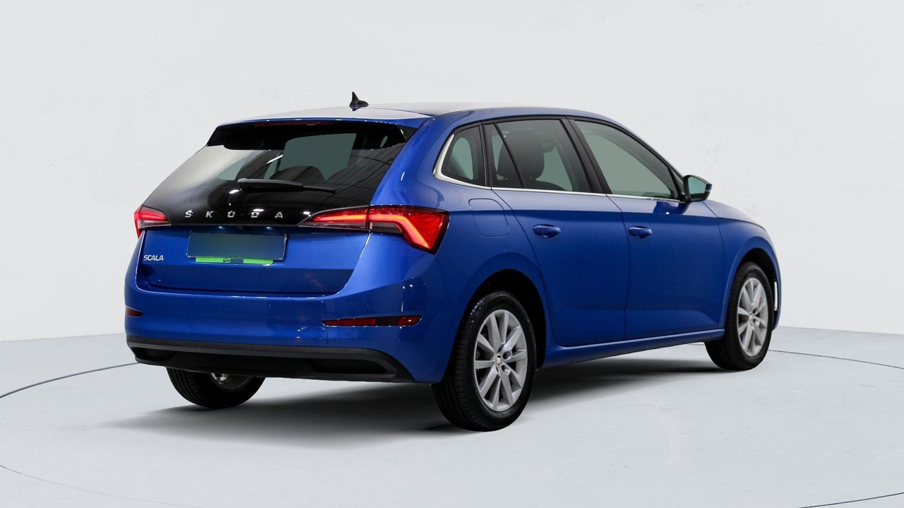 Skoda Scala — photo 5