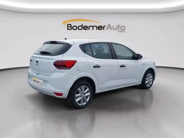 Dacia Sandero sce 65 — photo 29