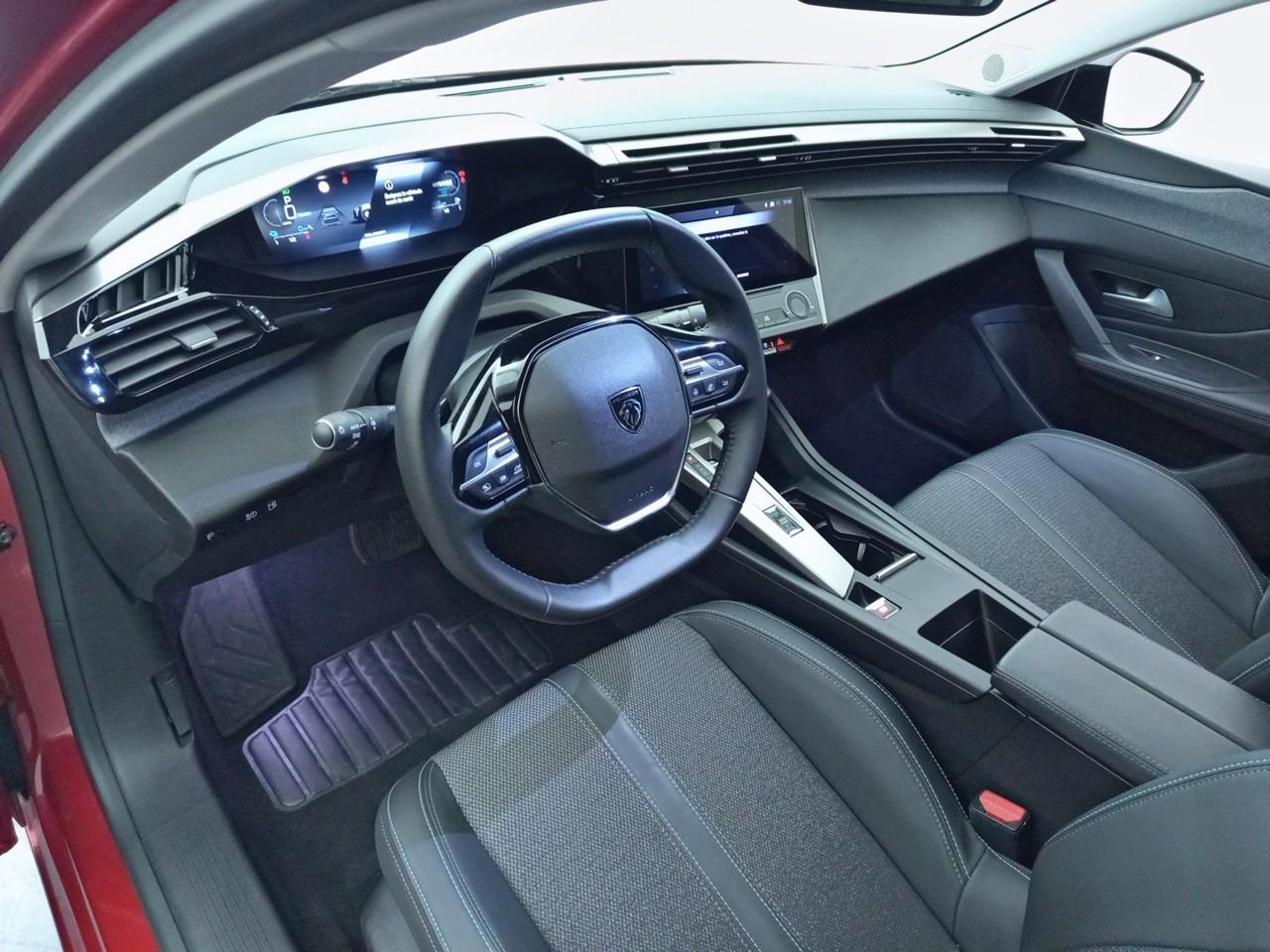 Peugeot 308 sw phev 180 e-eat8 allure — photo 9