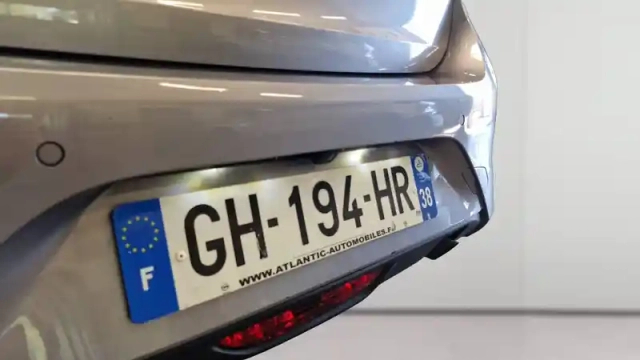 Opel Corsa 1.2 turbo 100 ch bvm6 — photo 23