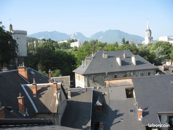 A louer studio a chambery au calme plein centre