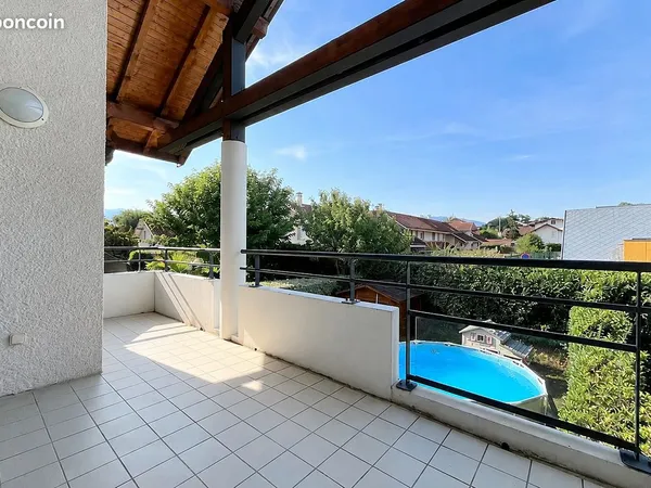 Appartement 4 pièces duplex avec garage