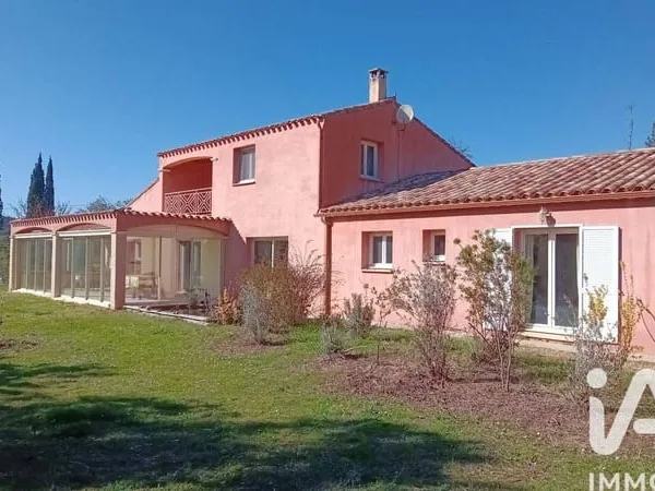 Maison 6 pièces 213 m²