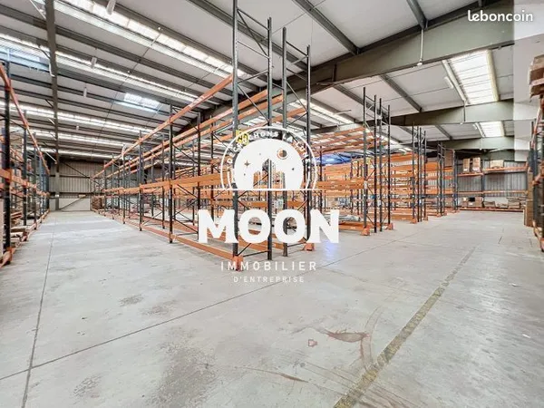 Local 2420 m² Castres