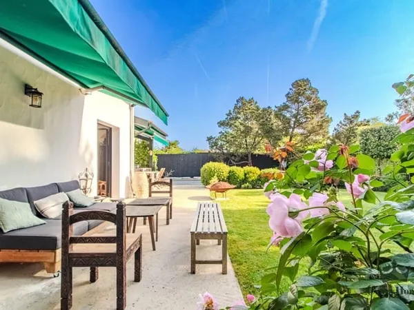 Charmante maison basque au coeur d'Anglet, au calme, en fond
