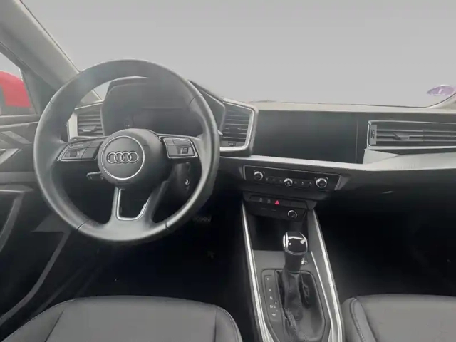 Audi A1 sportback 25 tfsi 95 ch s tronic 7 — photo 14
