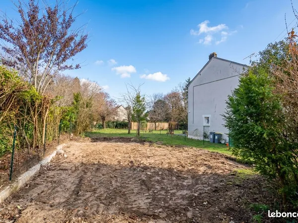 Terrain à bâtir 360 m² - Tours Nord - Rue des Bordiers