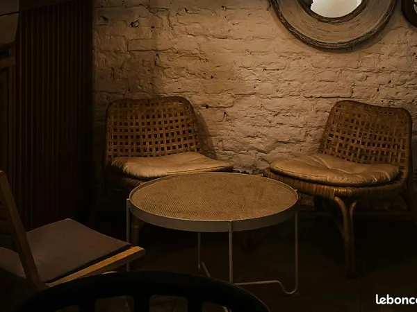 Restaurant 61 m² PARIS