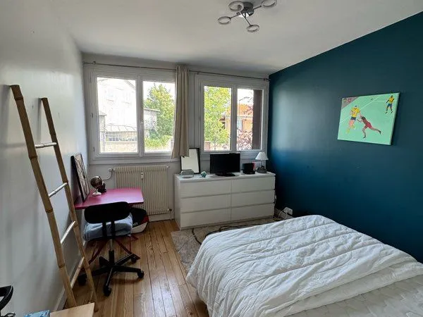 Chambre privée meublée - Location uniquement le week-end
