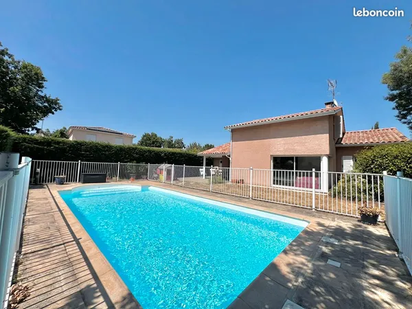 Propriété 5 pièces 136 m²