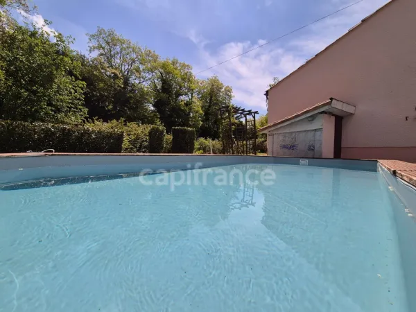 Maison 5 pièces 140 m²