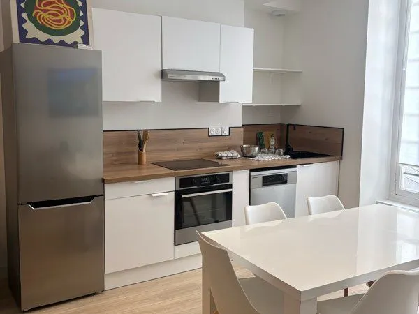 Chambre dans colocation filles HYPERCENTRE Orléans