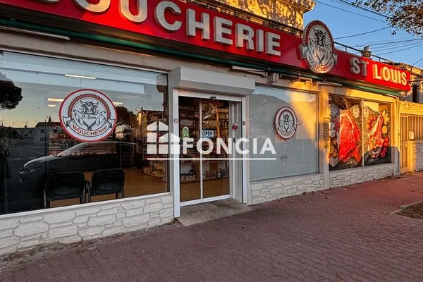Local 2 pièces 94 m²