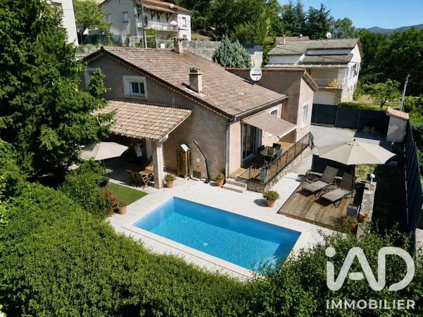 Maison 5 pièces 114 m²
