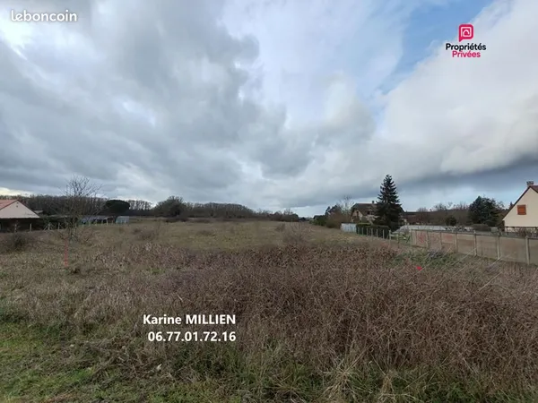 Terrain 3 228 m² Muzy