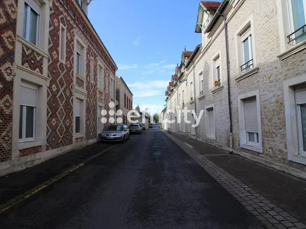 Appartement 6 pièces 200 m²