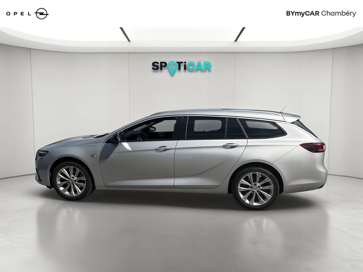 Opel Insignia Sports Tourer 1.5 Diesel 122 ch BVA8 — photo 2