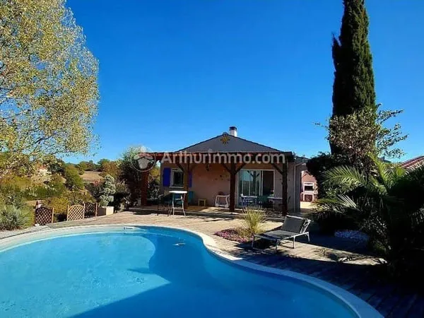 Maison de plain-pied 5 pièces 129 m²