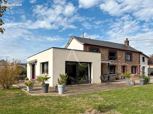 Maison 8 pièces 160 m²