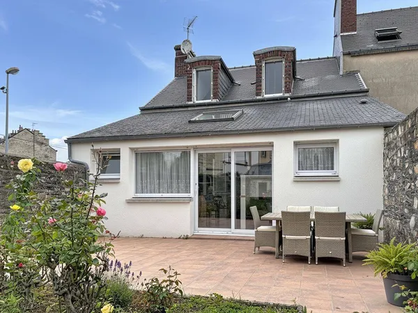 Maison 6 pièces 143 m²