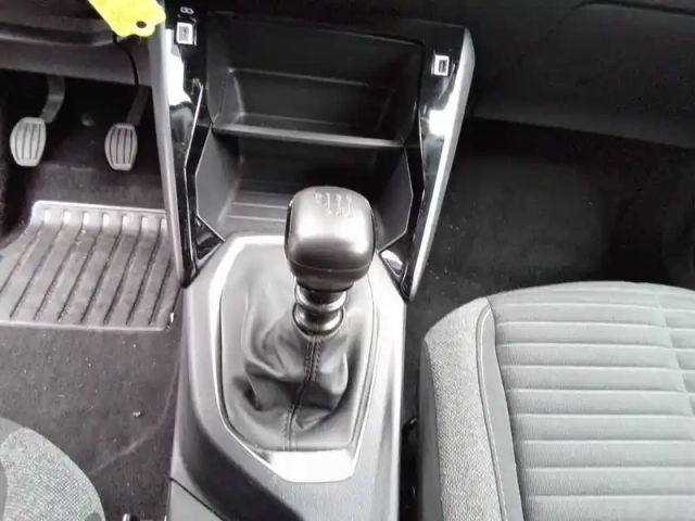 Peugeot 2008 bluehdi 110 s&amp;s bvm6 — photo 34