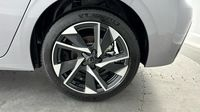 Peugeot 308 1.5 BlueHDi 130ch S&S Allure EAT8 — photo 20