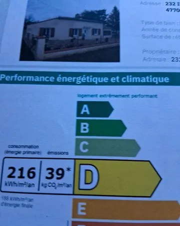 Propriété 150 m carré sur 4 hectares