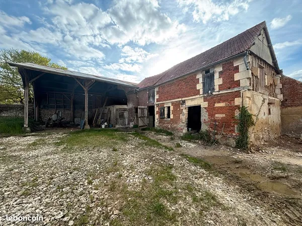 Bâtiment 150 m² SAINTE GENEVIEVE