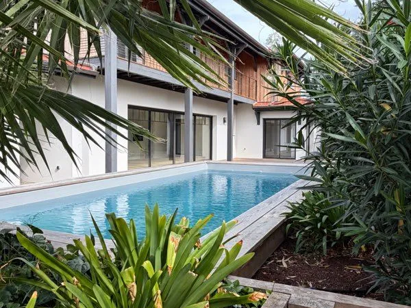Maison récente 180m2 avec piscine